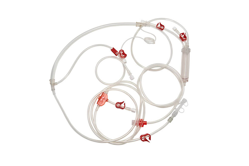 Linha Arterial Pediátrica 6mm com Catabolha, Entrada para Soro, Ramal Pré Bomba para Monitorar Pressão Arterial e Ramal de Heparina Dialine